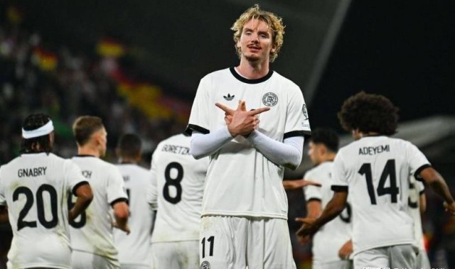 从质疑到认可！5场4球+队史第一人数据，凭名字出圈锋霸为自己证明