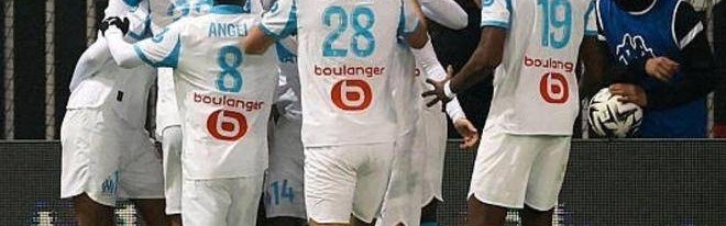 攻守易型啦！法甲一夜变天：巴黎丢掉榜首 126年老店5-1+13轮28分