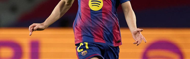 巴萨球迷涌入斯坦福桥，欧冠晋级战一触即发