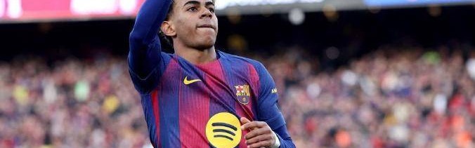 足坛一夜动态：拜仁12轮不败领跑，曼城绝杀鱼腩，巴萨AC米兰登顶