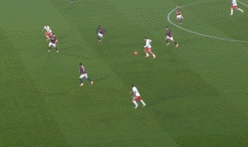 3-1,38岁昔日英超金靴获评MVP:无敌双响炮,助意甲第12掀翻意甲第5